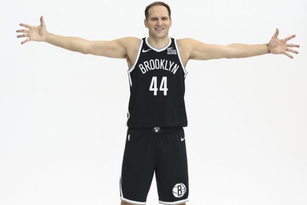 赢翻网 博扬宣布结束十年NBA生涯正式退役！